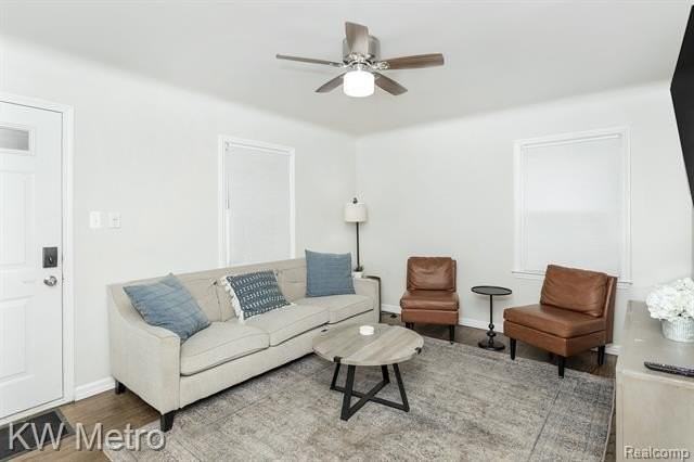 3340 Edgeworth St - Photo 3 of 29