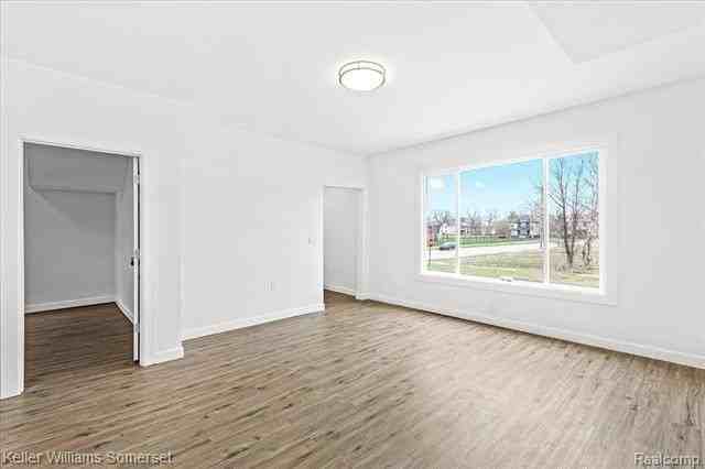 6091 Vermont St #B - Photo 5 of 19