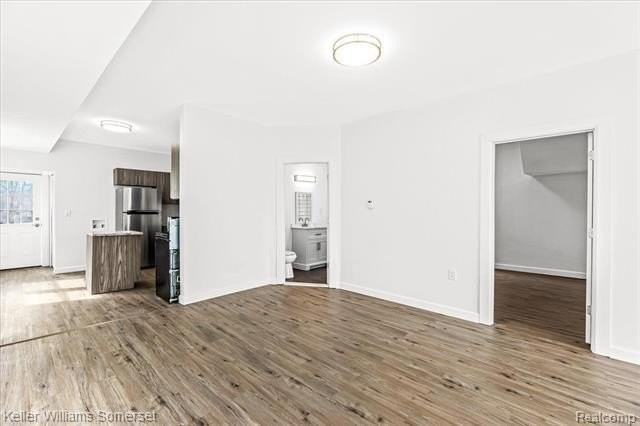 6091 Vermont St #B - Photo 6 of 19