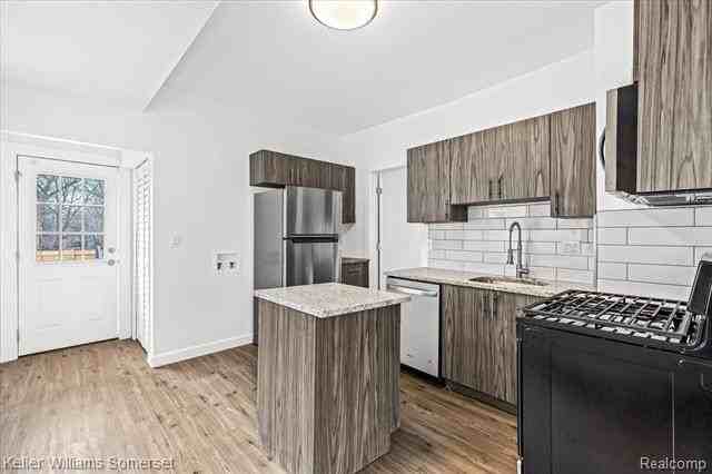 6091 Vermont St #B - Photo 7 of 19