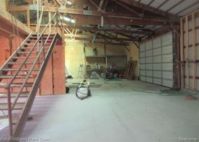 16135 Petz Rd - Photo 5 of 8