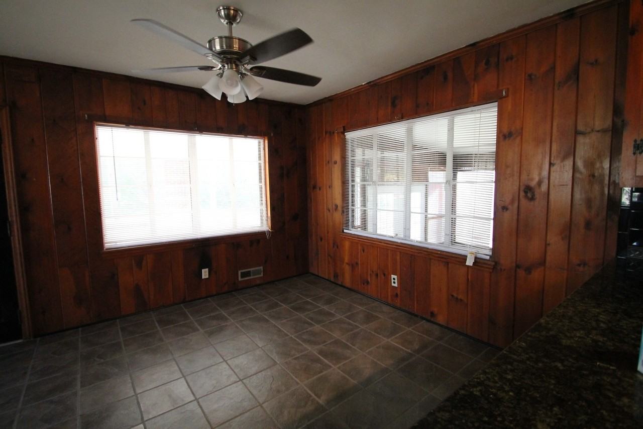 2845 Blaney Rd - Photo 7 of 22