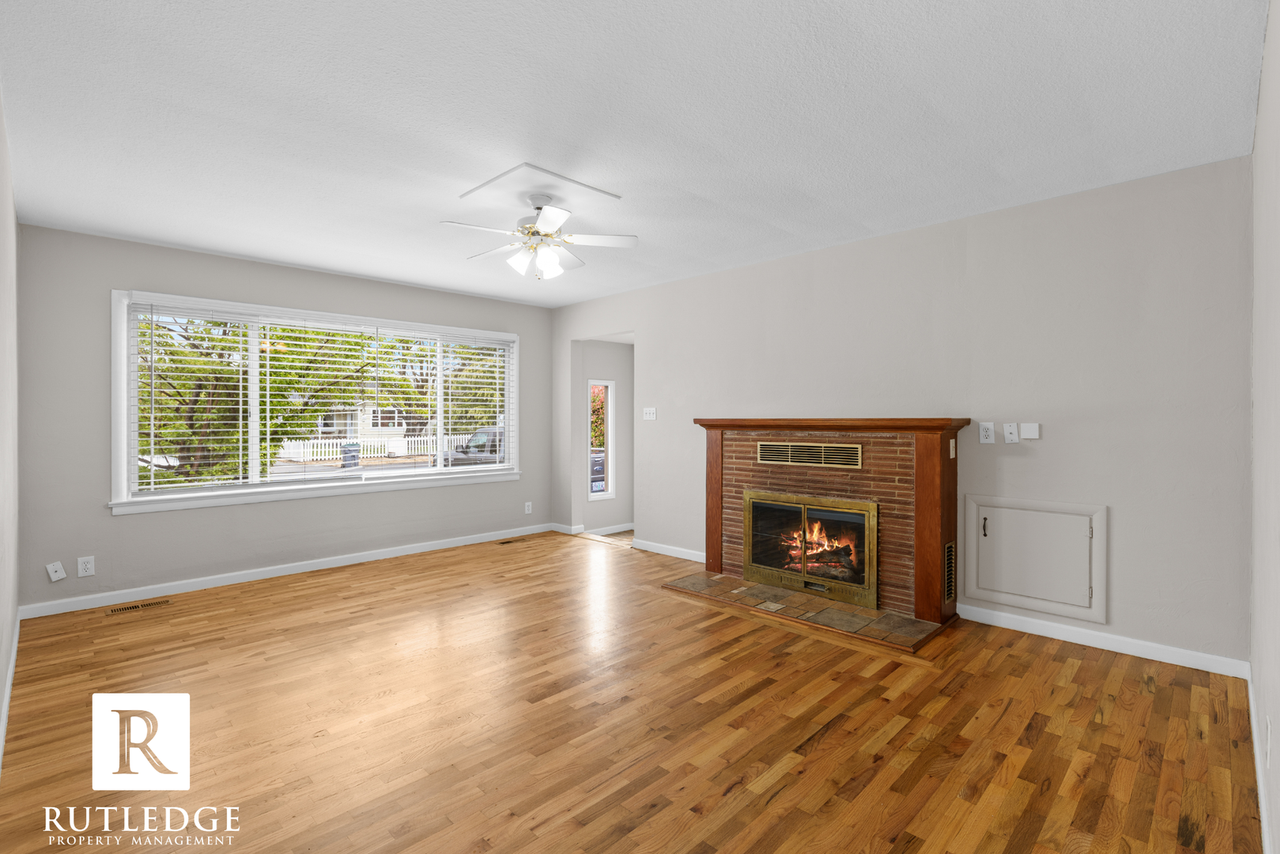 918 Grant Ave - Photo 6 of 26