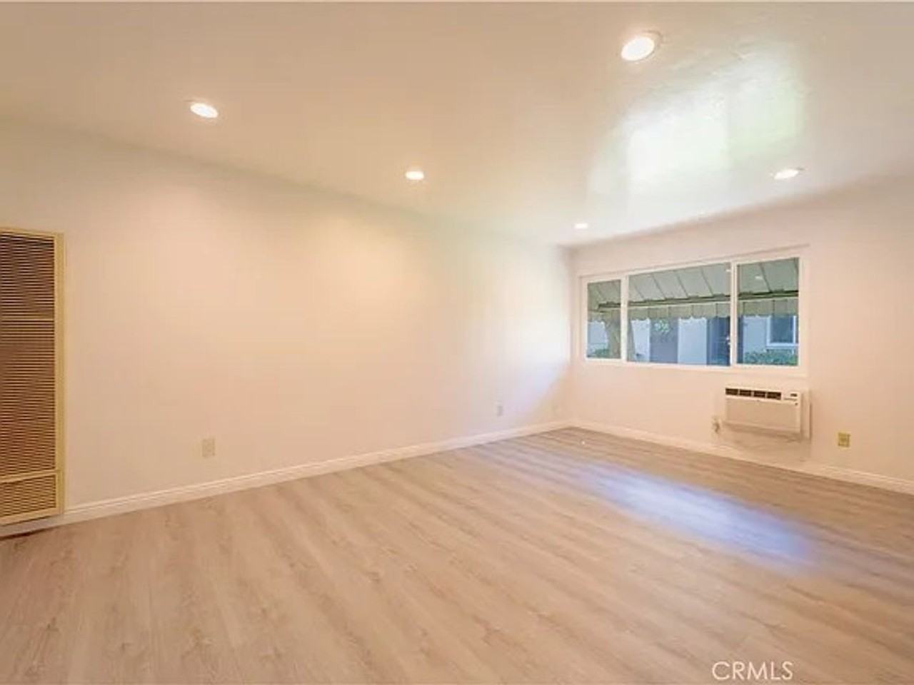5593 Pioneer Blvd #18 - Photo 5 of 22