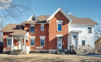 featured image of 223 Allen St