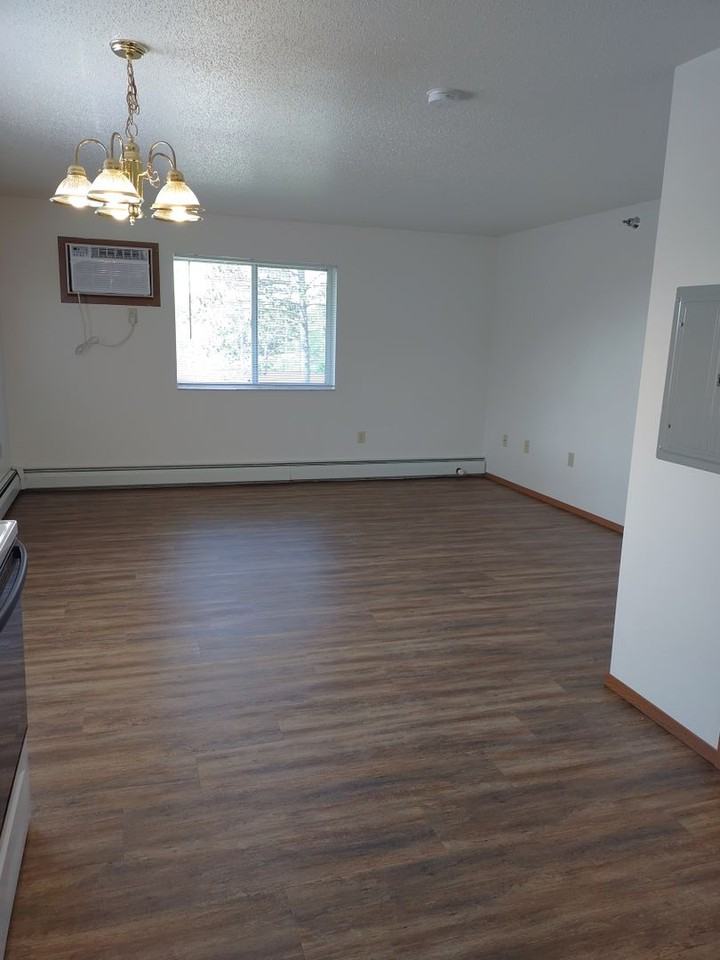 The Pines - Photo 6 of 10