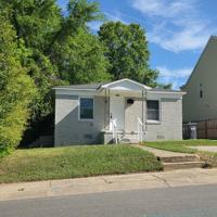 featured image of 924 Holland Ave