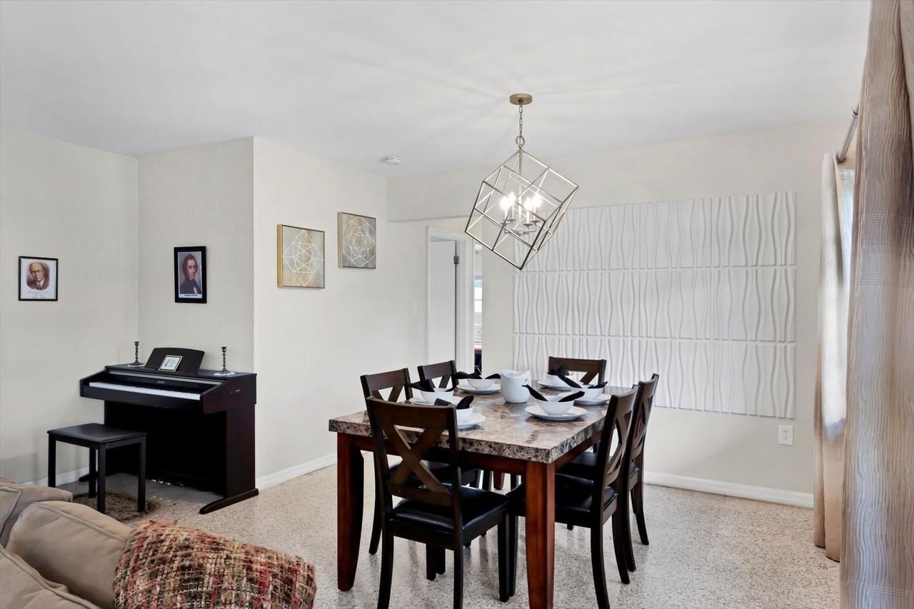 2532 Belvoir Blvd - Photo 7 of 27