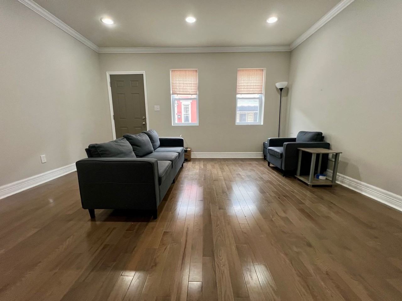 1920 Cambridge St - Photo 4 of 22