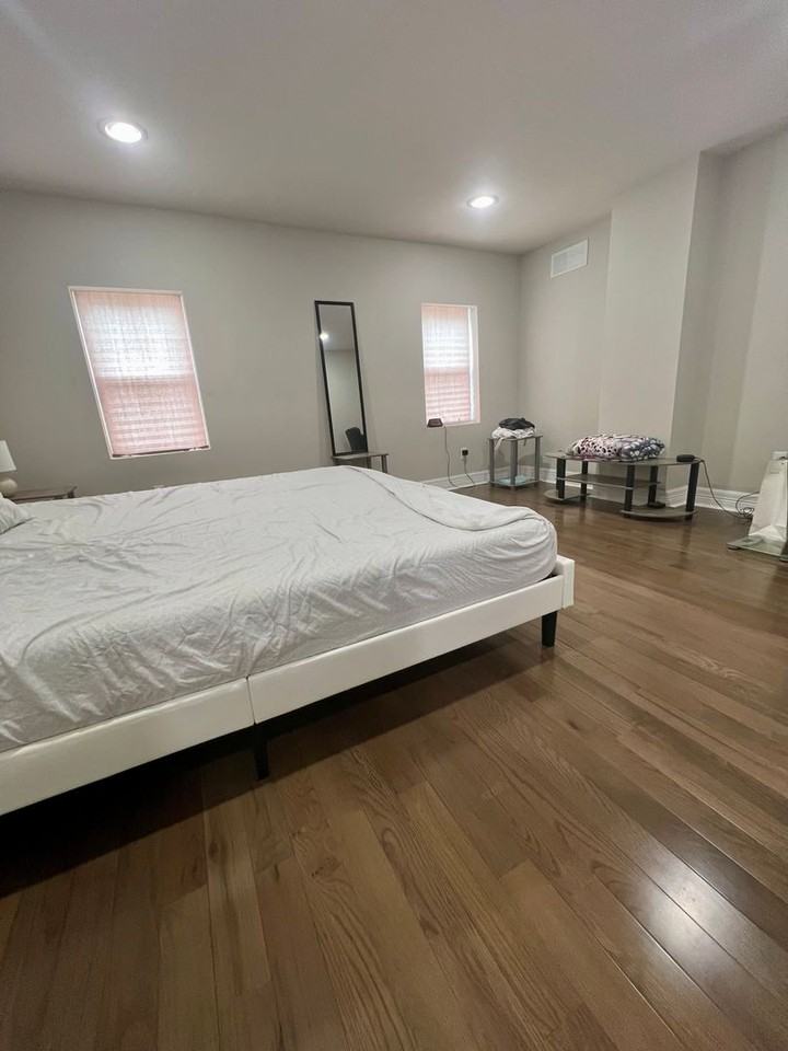 1920 Cambridge St - Photo 7 of 22