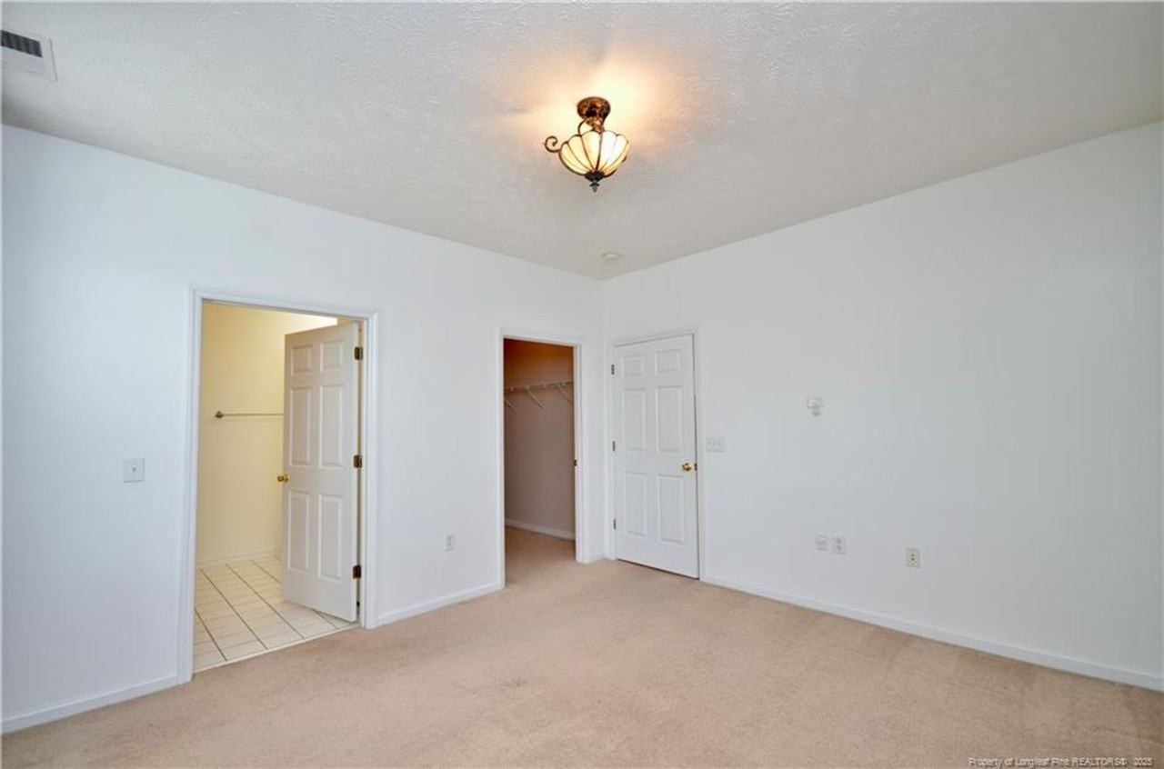 4050 Bardstown Ct - Photo 6 of 14