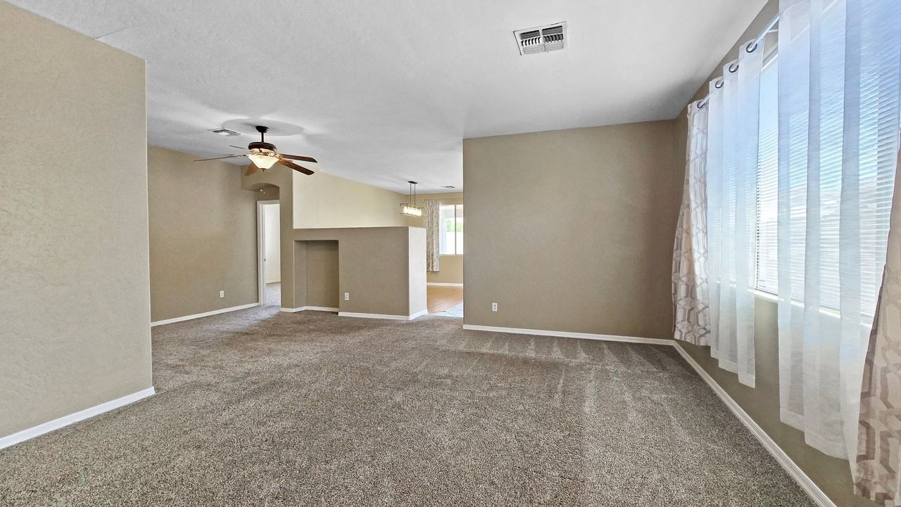 14488 W Weldon Ave - Photo 5 of 26