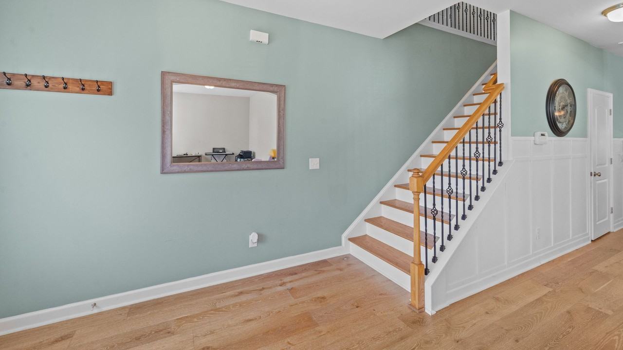 949 Castleoak Dr - Photo 6 of 50