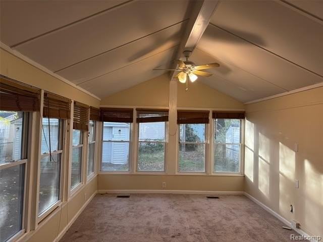 19235 Raymond St - Photo 4 of 12