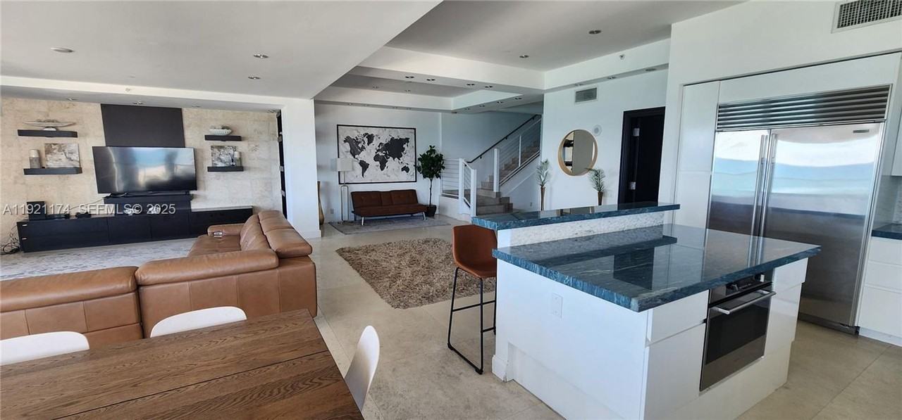 9499 Collins Ave #02 - Photo 5 of 15