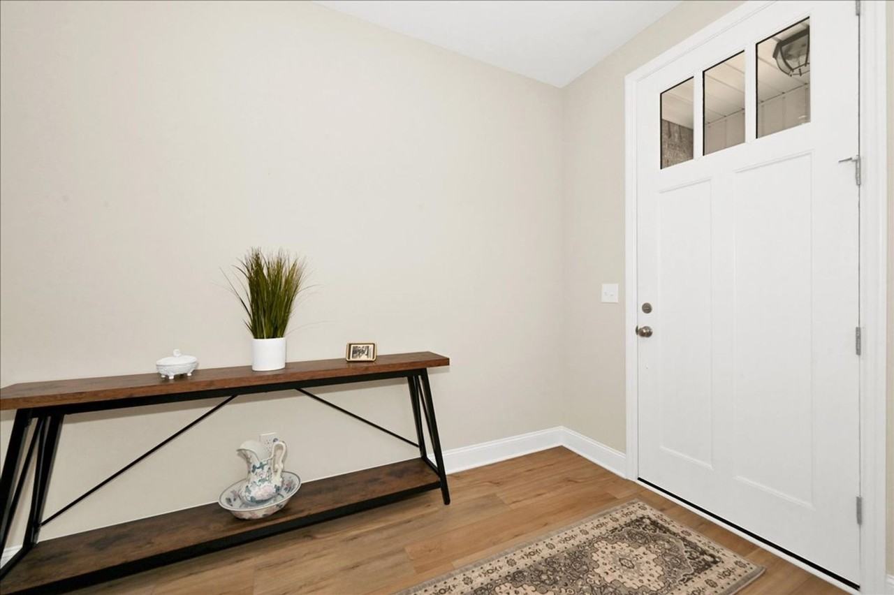 2058 Austin Dr Ne - Photo 2 of 24