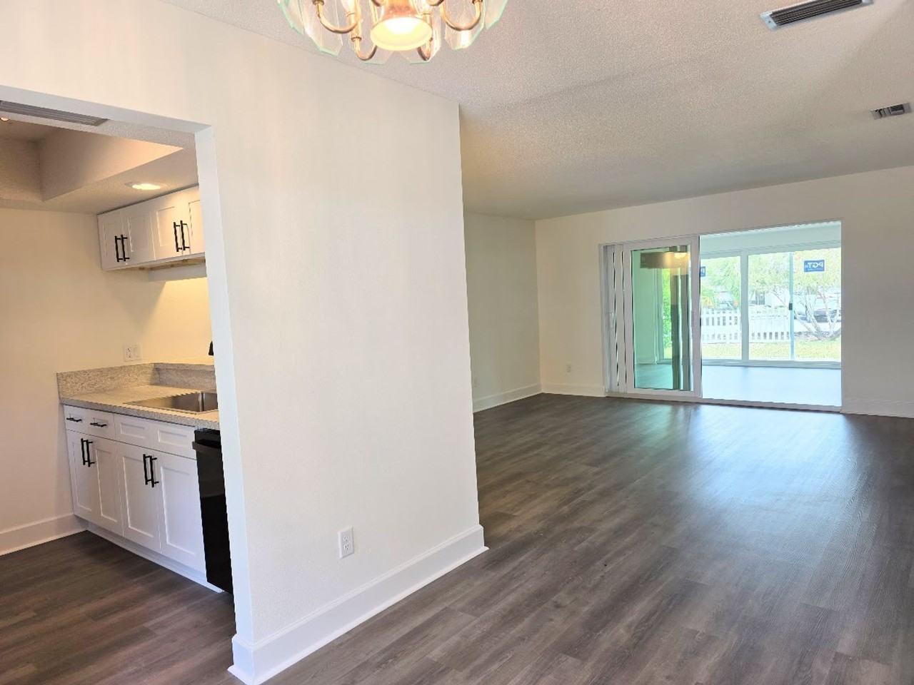 1237 N Egret Pt - Photo 4 of 30