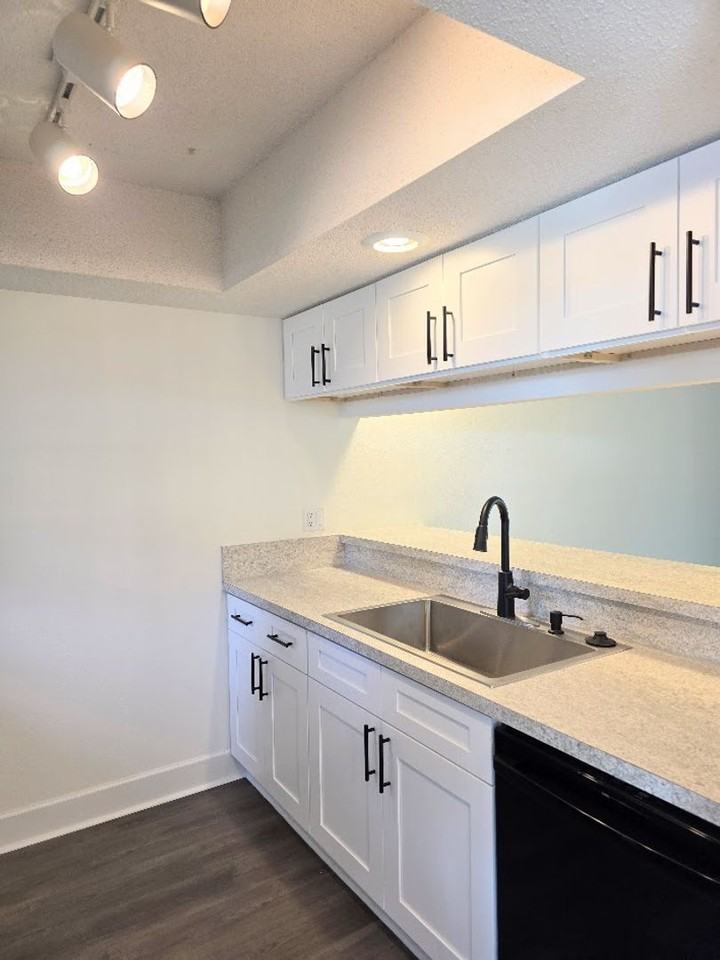 1237 N Egret Pt - Photo 5 of 30