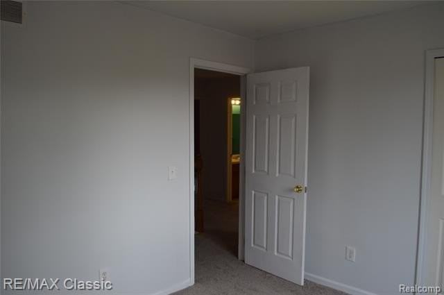 40433 Bluesprings Ct - Photo 6 of 25