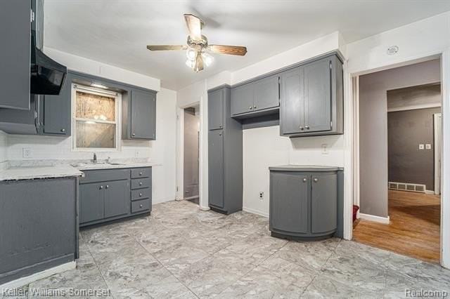 6306 Farmbrook St - Photo 6 of 13