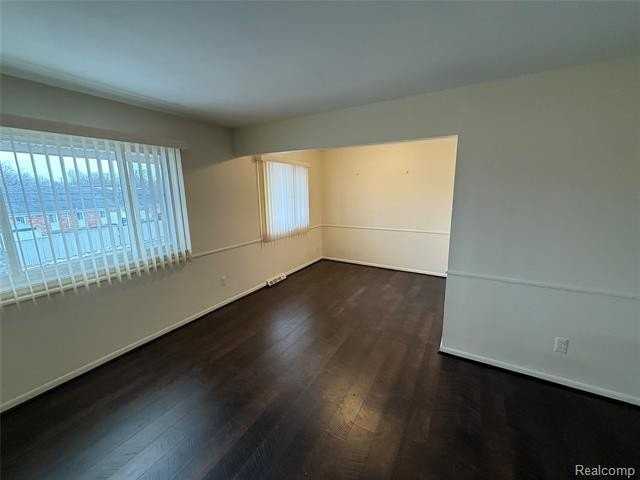 21540 Saint Gertrude St #12 - Photo 7 of 14