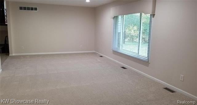 1728 Hiview Ct - Photo 6 of 18