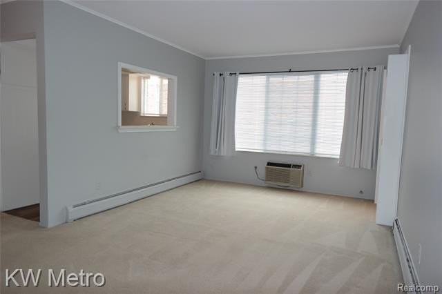 630 Ann St #8 - Photo 4 of 32