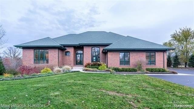 3520 Blue Heron Ct - Photo 3 of 13