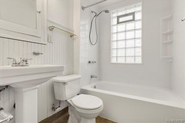 1413 Wayburn St - Photo 7 of 12