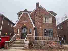 featured image of 17606 Roselawn St