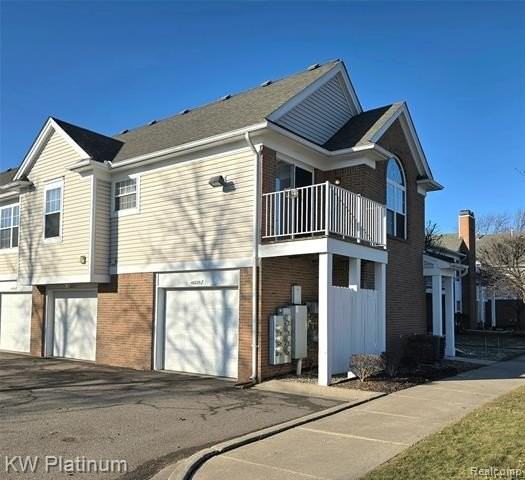 46225 Cavalier Dr - Photo 2 of 14