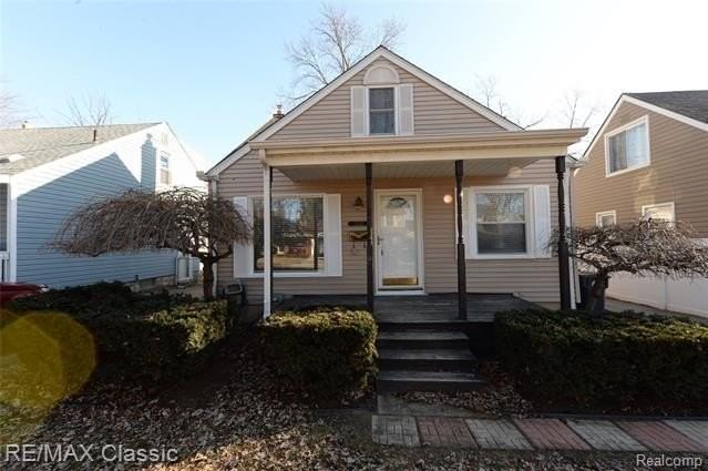 3342 Prairie Ave
