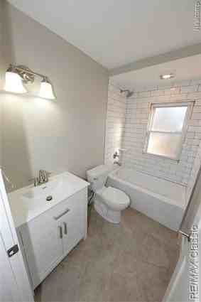 3342 Prairie Ave - Photo 7 of 17