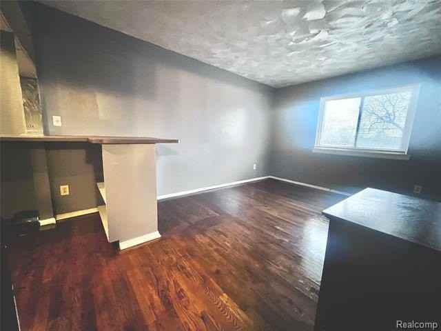 22116 Dante St #218 - Photo 5 of 6