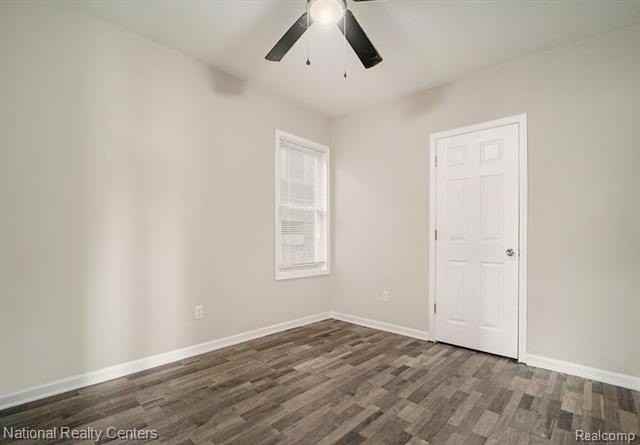 1045 Casgrain St - Photo 7 of 19