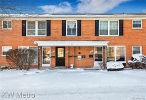 featured image of 2817 W 13 Mile Rd