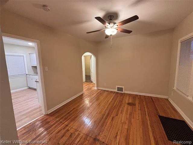 16174 Princeton St Uppr Unit #Unit - Photo 3 of 8