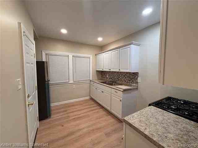 16174 Princeton St Uppr Unit #Unit - Photo 4 of 8