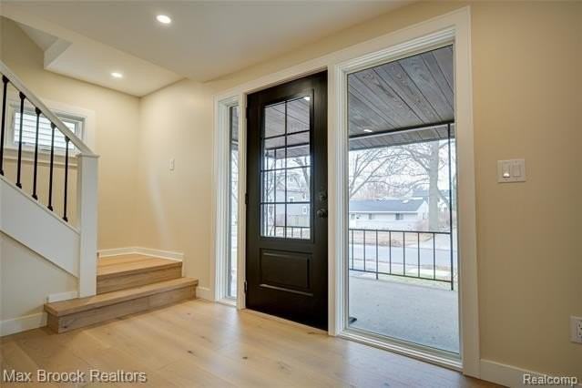 409 Baldwin Ave - Photo 5 of 50