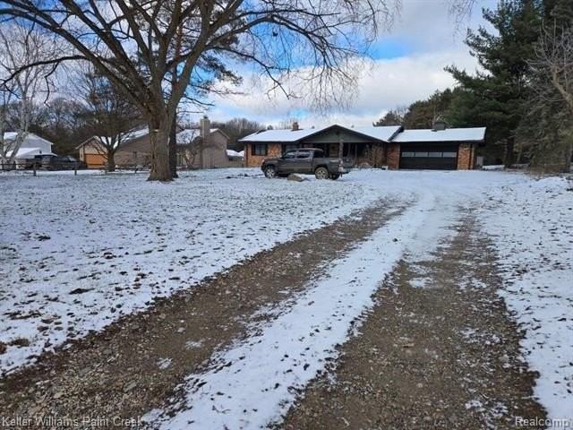 11914 Davisburg Rd - Photo 2 of 45