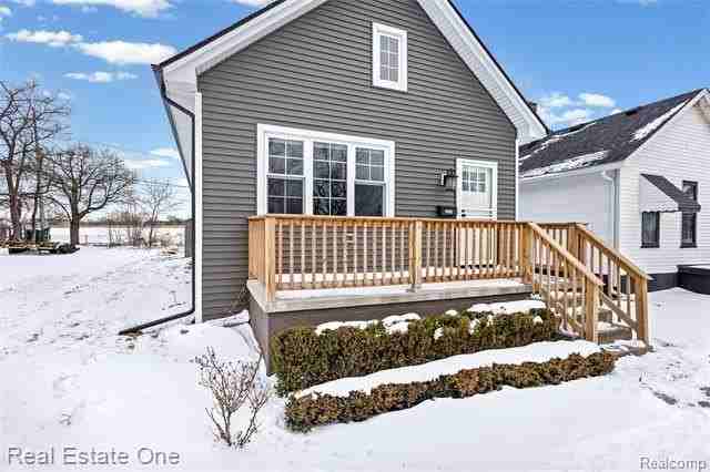 2824 Williams St - Photo 2 of 34