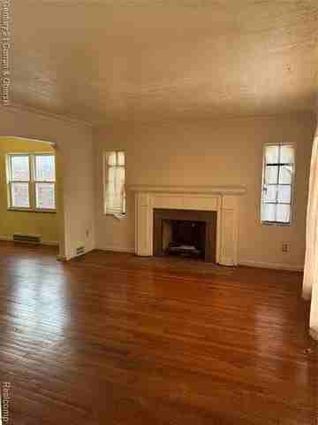 4046 Tyler St - Photo 2 of 19