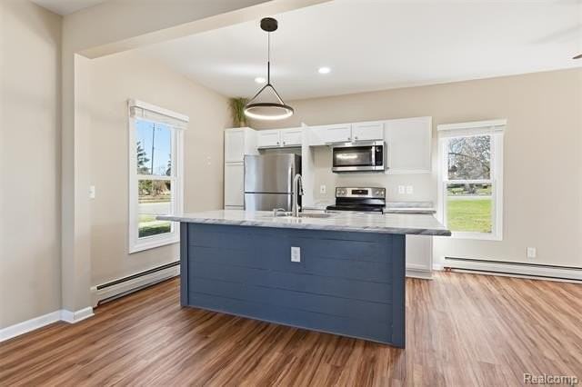 532 E Broad St - Photo 4 of 15