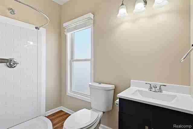 532 E Broad St - Photo 6 of 15
