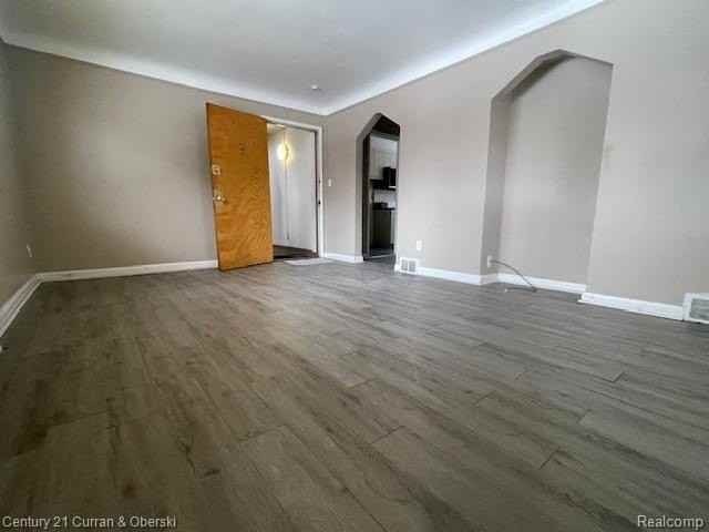 1441 S Telegraph Rd - Photo 3 of 10