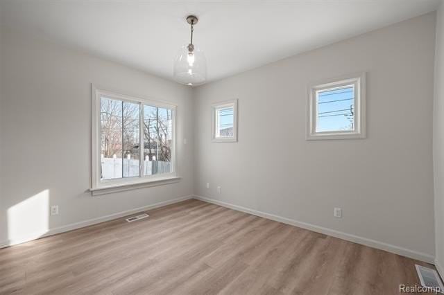 20734 Caledonia Ave - Photo 7 of 20