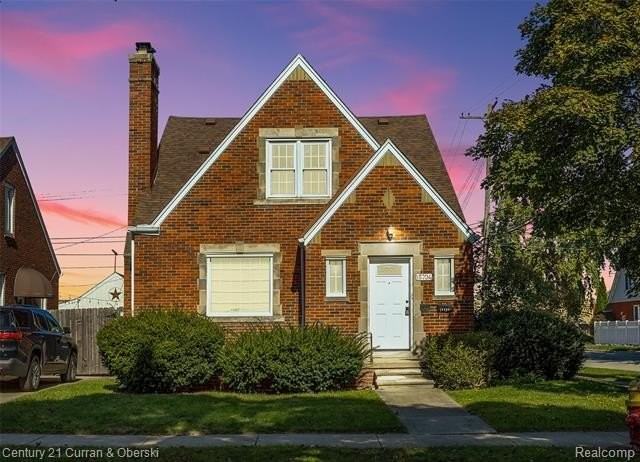 15704 Cleveland Ave
