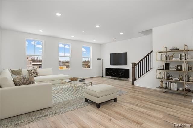 43071 Atwood Ave - Photo 5 of 46