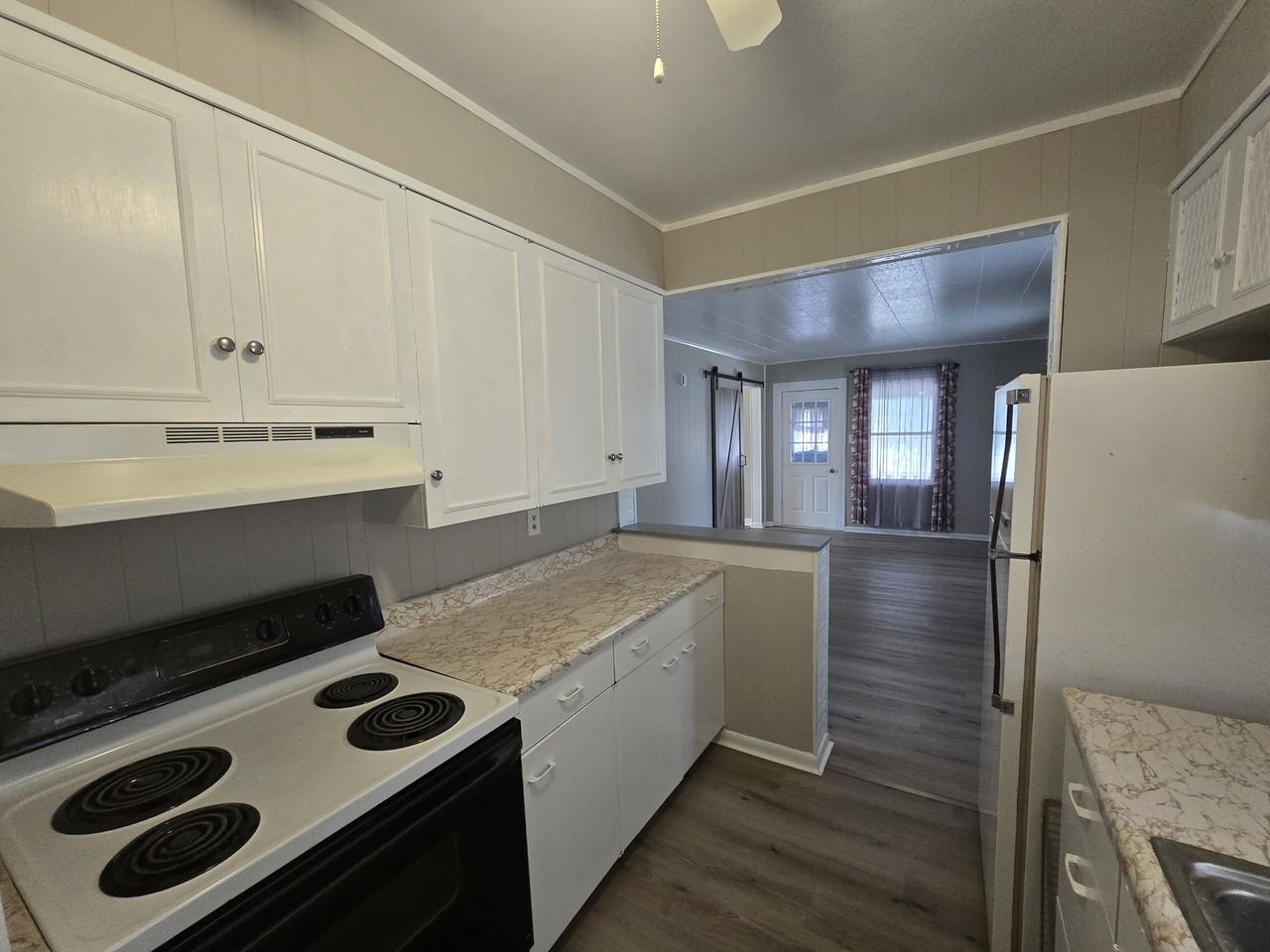 1124 Kern St #1 - Photo 6 of 22