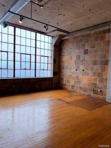 5805 #401 Lincoln Street #404 - Photo 4 of 12